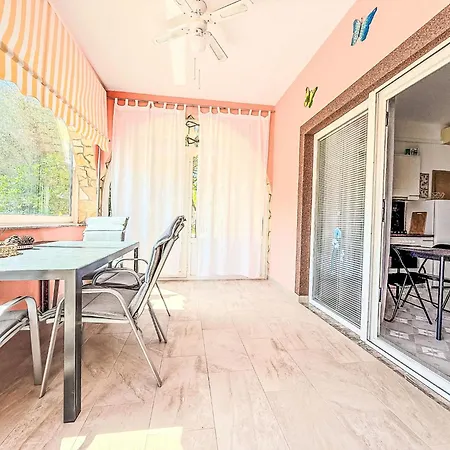 Nachtigall Vir-1 By Interhome فير