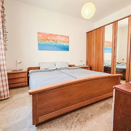 Nachtigall Vir-1 By Interhome Apartmán Vir